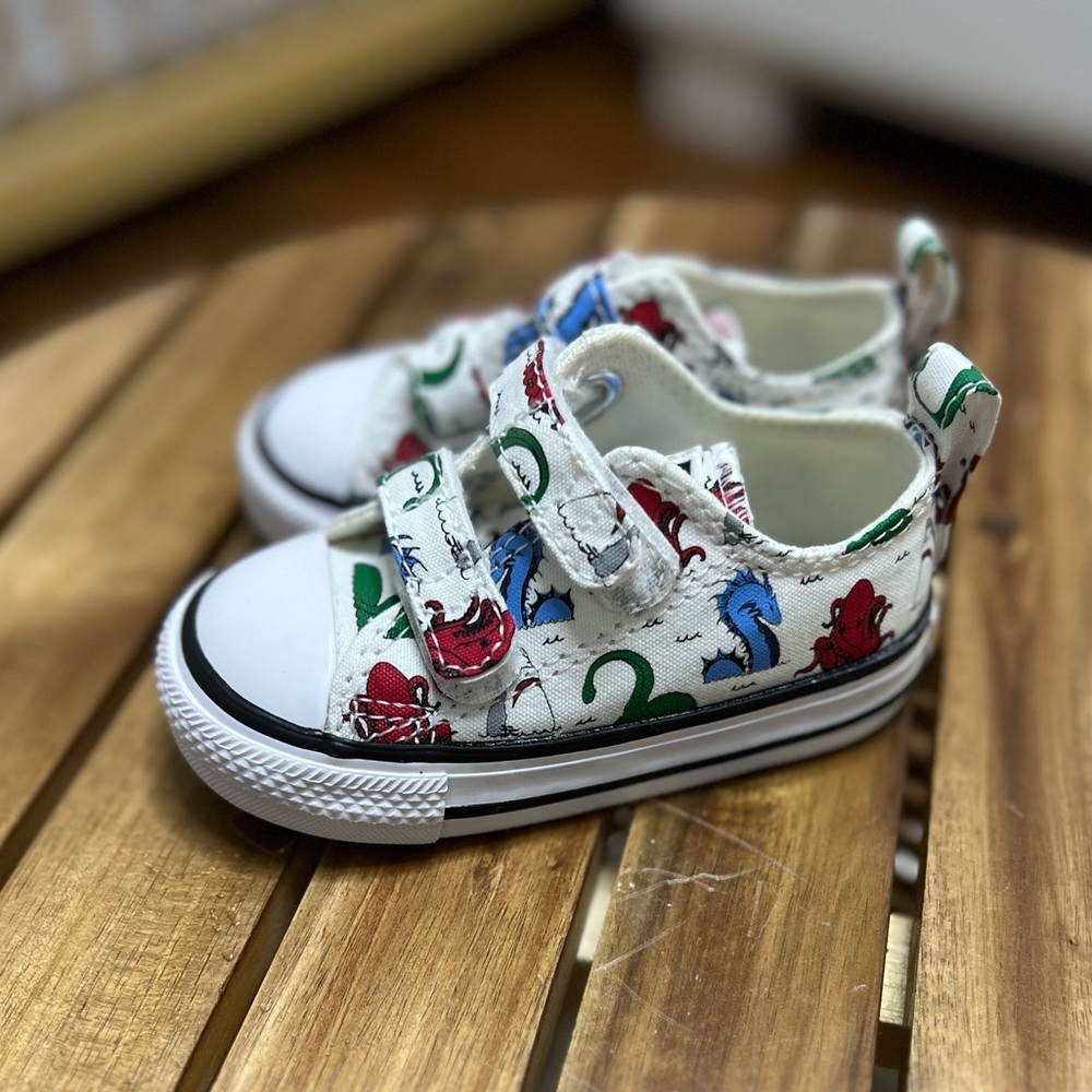 New no box baby/Toddler converse slides shoes 4